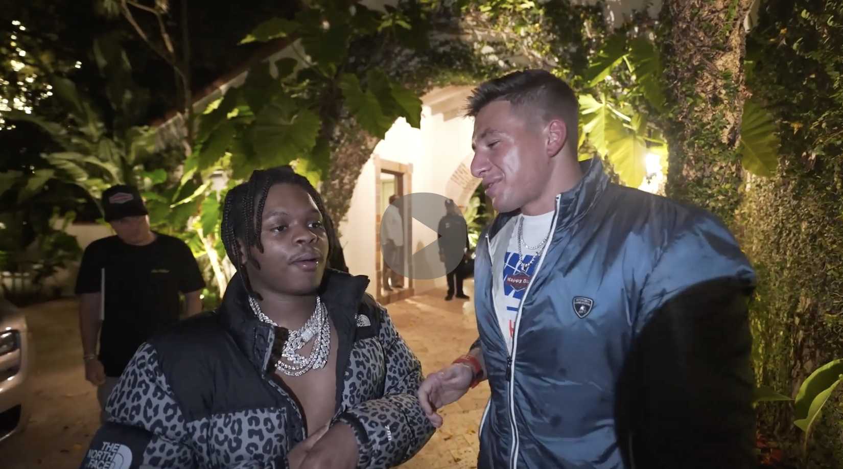 My Favorite Rapper Gifting me a Chain! – Steve Will Do It